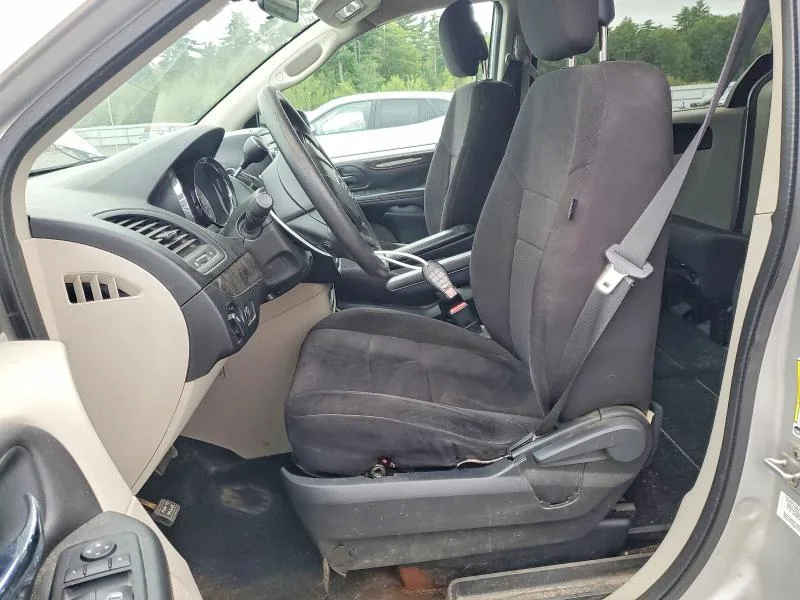 2D4RN3DG4BR630066 — 2011 DODGE GRAND CARAVAN photo 7