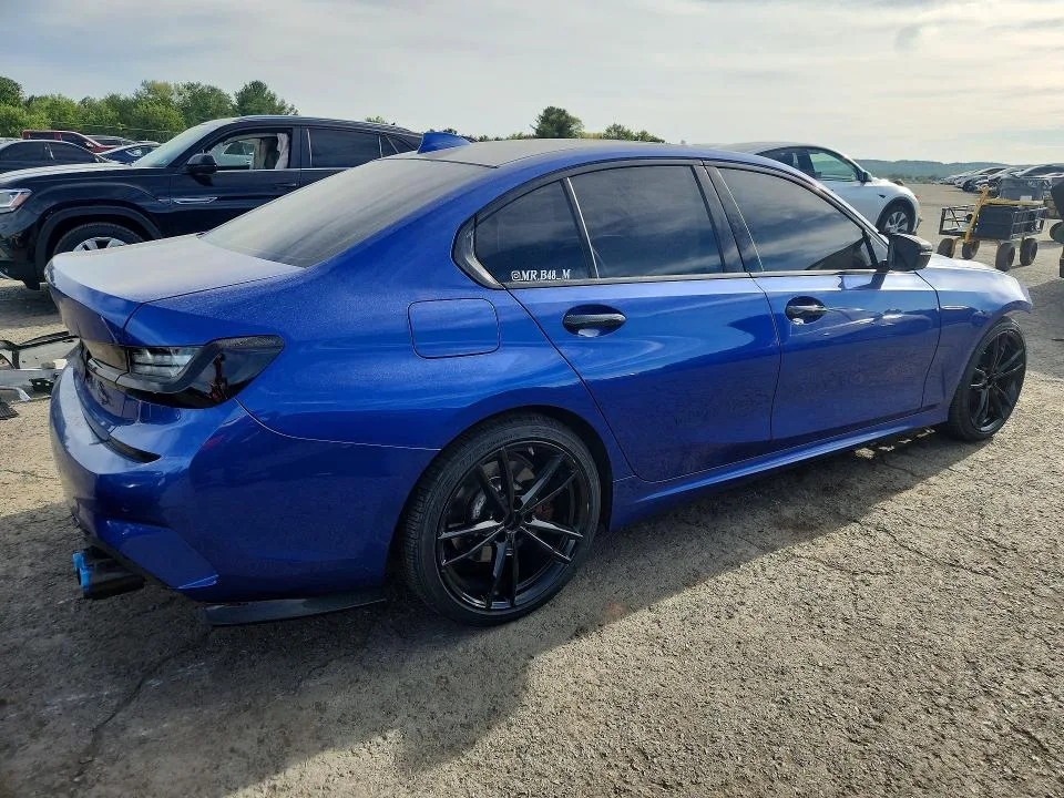WBA5R7C50KAJ80828 — 2019 BMW 330XI photo 3