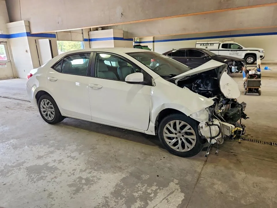 2T1BURHE1HC807713 — 2017 TOYOTA COROLLA photo 4
