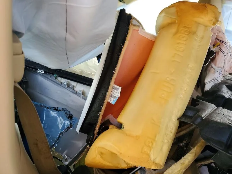 4T1BF1FK4FU110360 — 2015 TOYOTA CAMRY photo 8