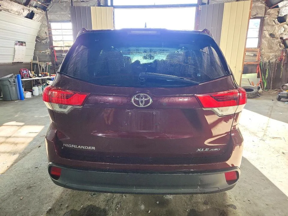 5TDJZRFH8JS912580 — 2018 TOYOTA HIGHLANDER photo 6