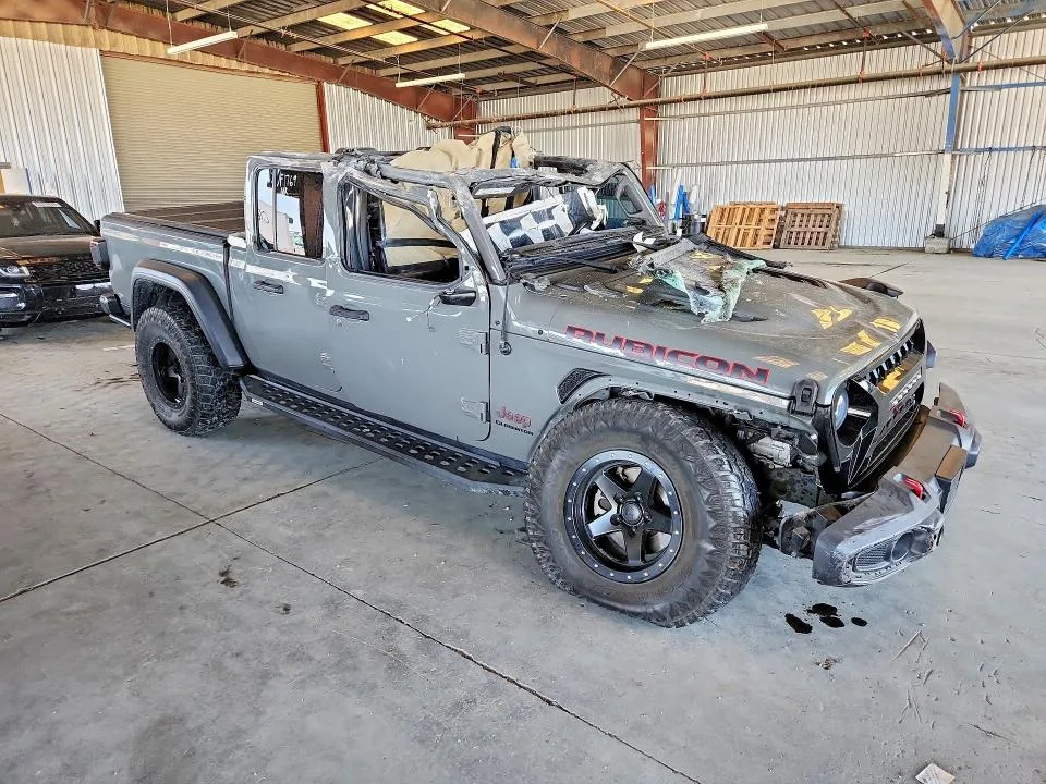 1C6JJTBG0LL162945 — 2020 JEEP GLADIATOR photo 4