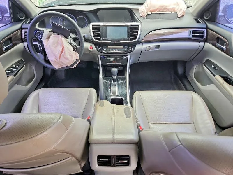 1HGCR2F00GA073865 — 2016 HONDA ACCORD photo 8