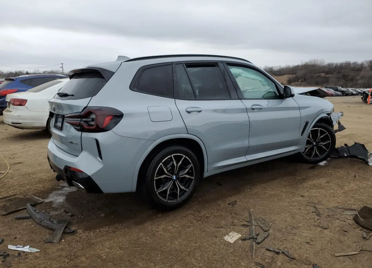5UX53DP02N9M44508 — 2022 BMW X3 photo 3