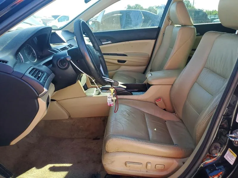 1HGCP2F63CA207370 — 2012 HONDA ACCORD photo 7