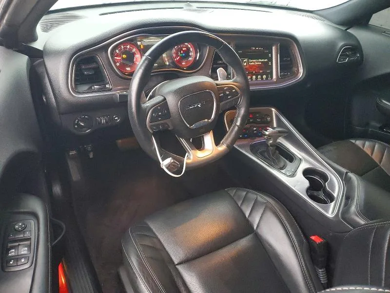 2C3CDZC98GH124625 — 2016 DODGE CHALLENGER photo 8