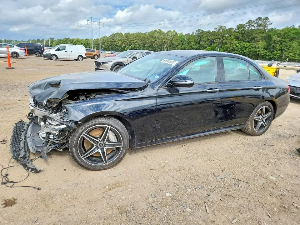 WDDZF4JB1JA339302 — 2018 MERCEDES-BENZ E
