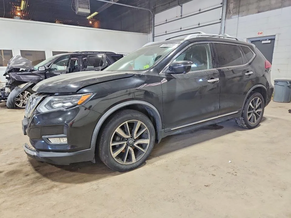 JN8AT2MVXJW329305 — 2018 NISSAN ROGUE