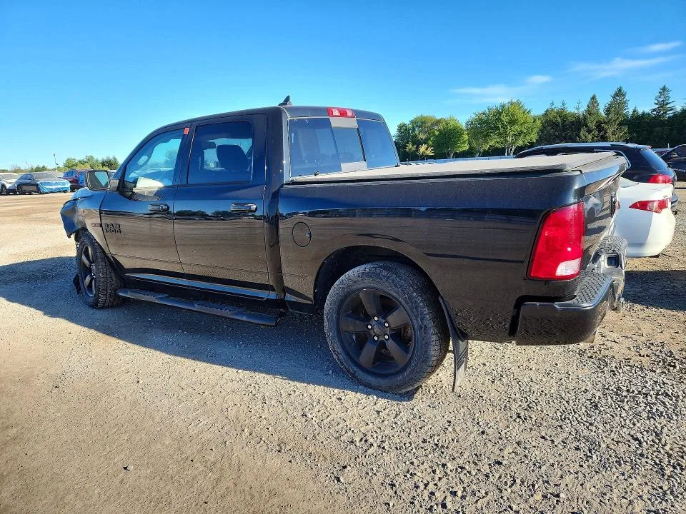 1C6RR7LM3JS329325 — 2018 RAM 1500 photo 2