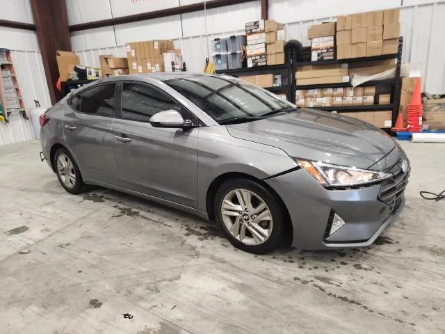 KMHD84LF0KU781806 — 2019 HYUNDAI ELANTRA photo 4