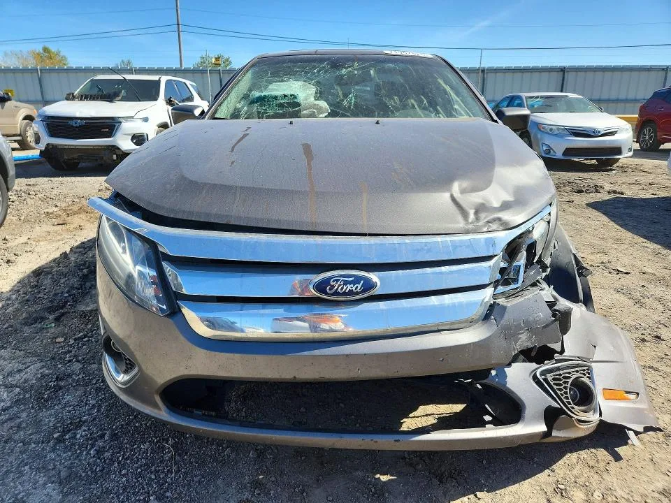 3FAHP0JG2CR236413 — 2012 FORD FUSION photo 5