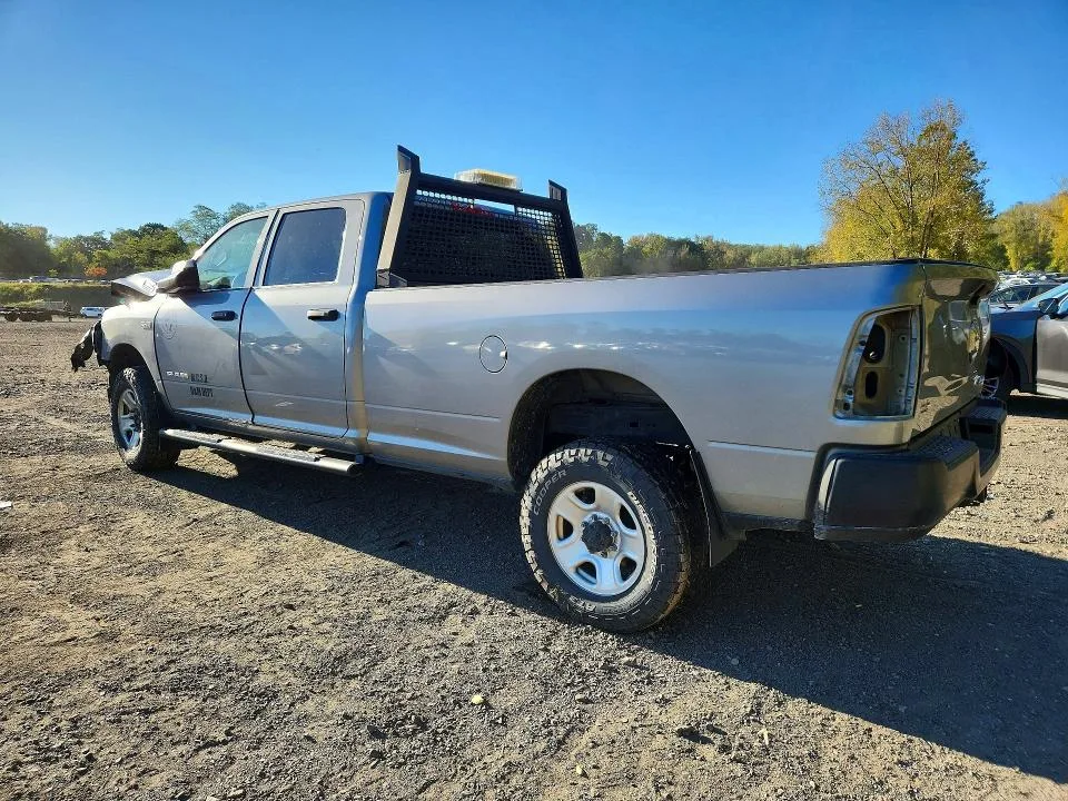 3C6UR5HJ6MG545789 — 2021 RAM 2500 photo 2