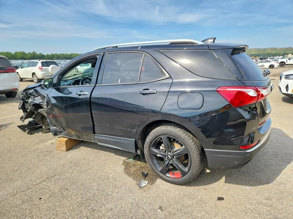 2GNAXYEX5L6223447 — 2020 CHEVROLET EQUINOX photo 2