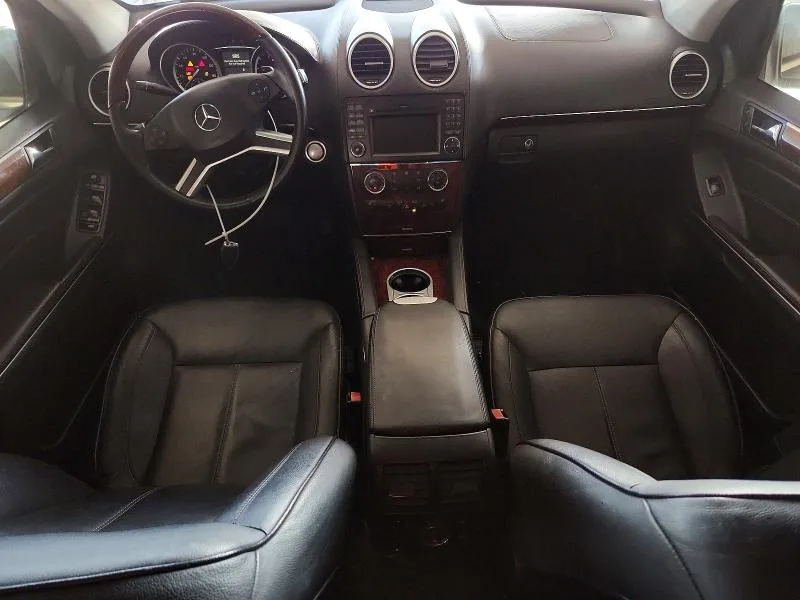 4JGBF2FEXAA573114 — 2010 MERCEDES-BENZ GL photo 8