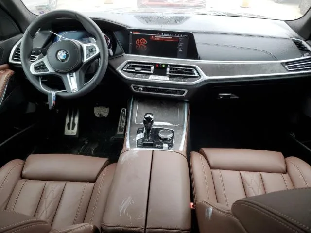 5UXCW2C0XN9M01432 — 2022 BMW X7 photo 8
