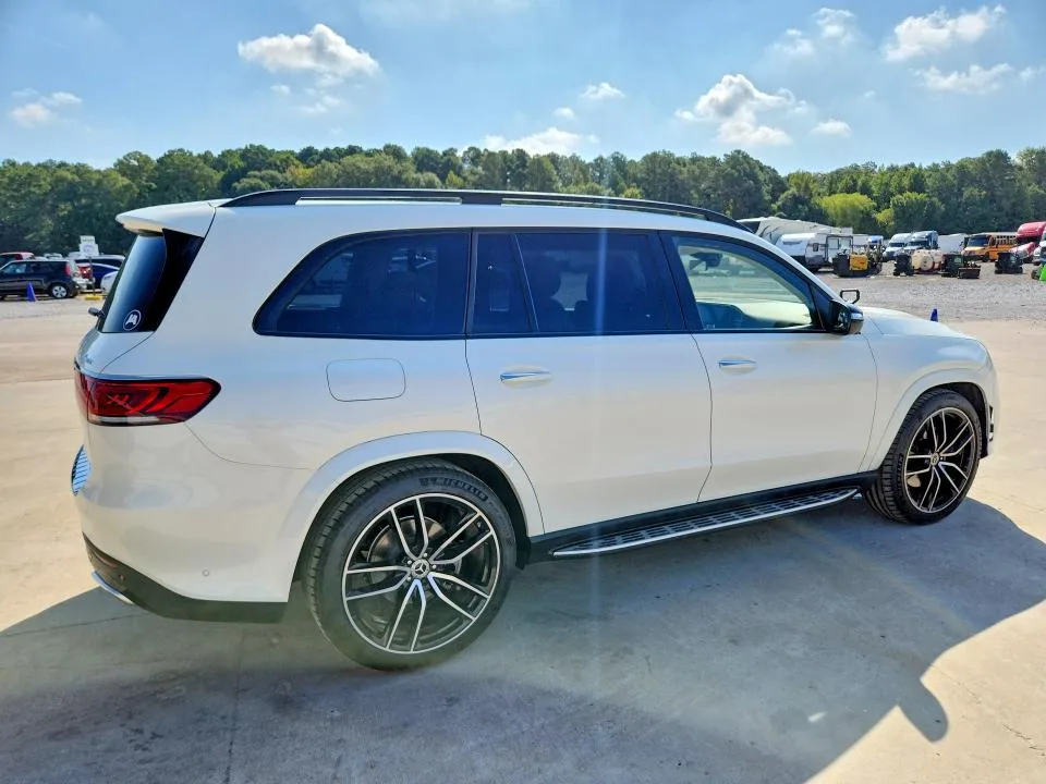 4JGFF8GE3PA915935 — 2023 MERCEDES-BENZ GLS photo 3