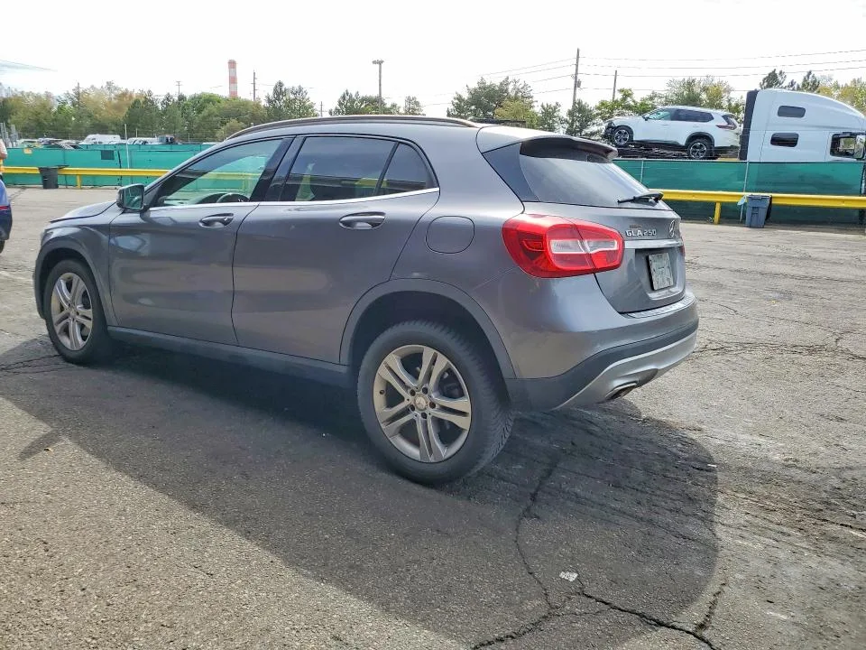 WDCTG4GB9HJ288592 — 2017 MERCEDES-BENZ GLA photo 2