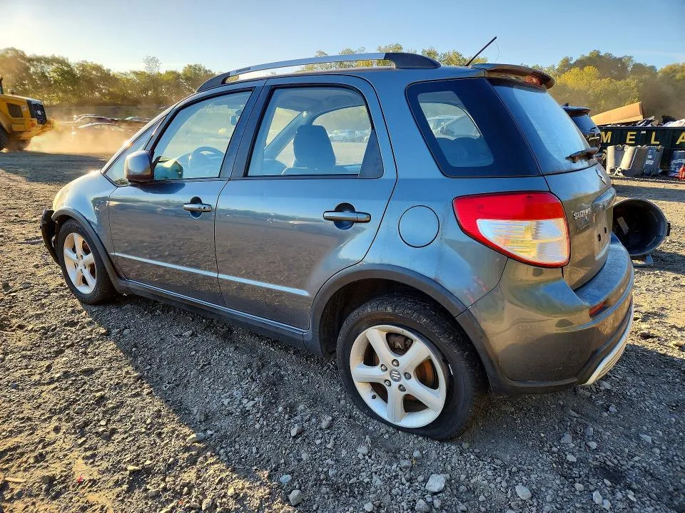 JS2YB417896200138 — 2009 SUZUKI SX4 photo 2