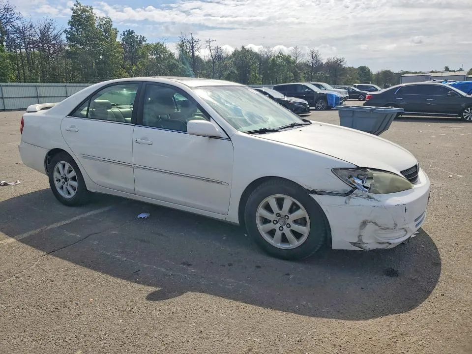 4T1BF32K92U033108 — 2002 TOYOTA CAMRY photo 4