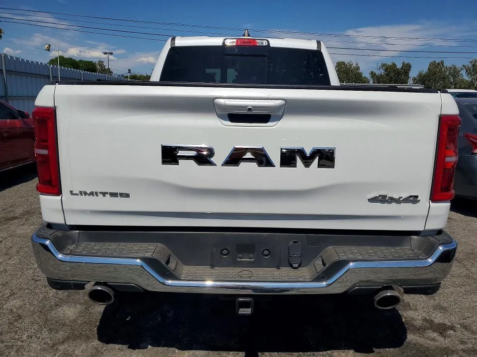 1C6SRFHP2SN582702 — 2025 RAM 1500 photo 6