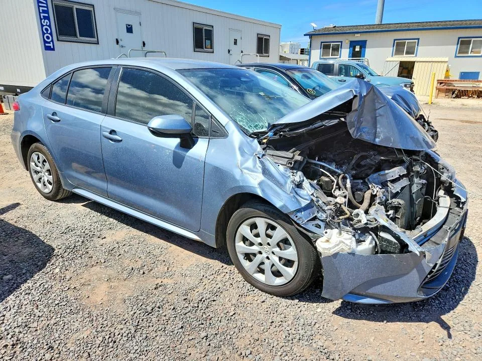 JTDB4MEE7P3002457 — 2023 TOYOTA COROLLA photo 4