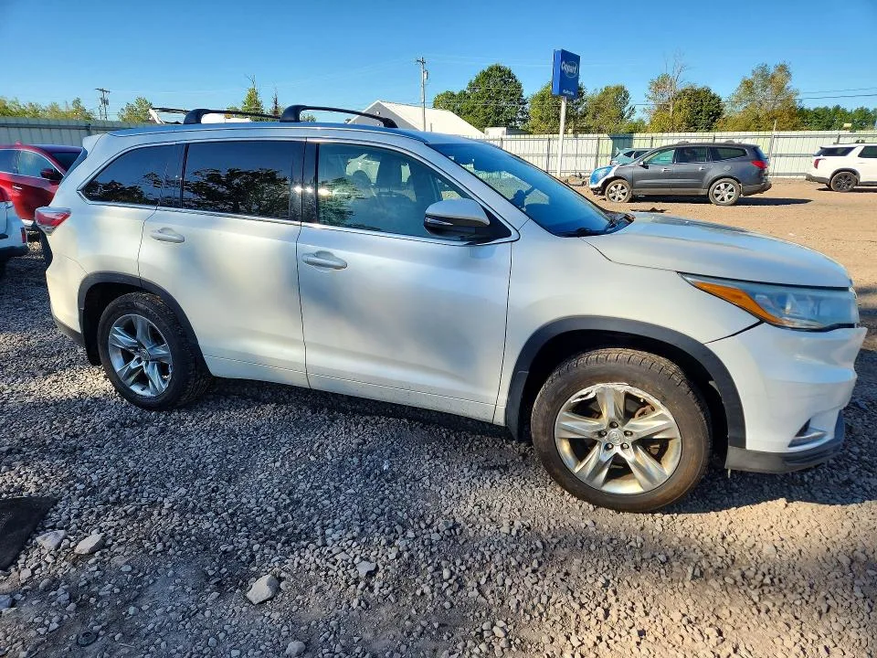 5TDDKRFH6FS105354 — 2015 TOYOTA HIGHLANDER photo 4