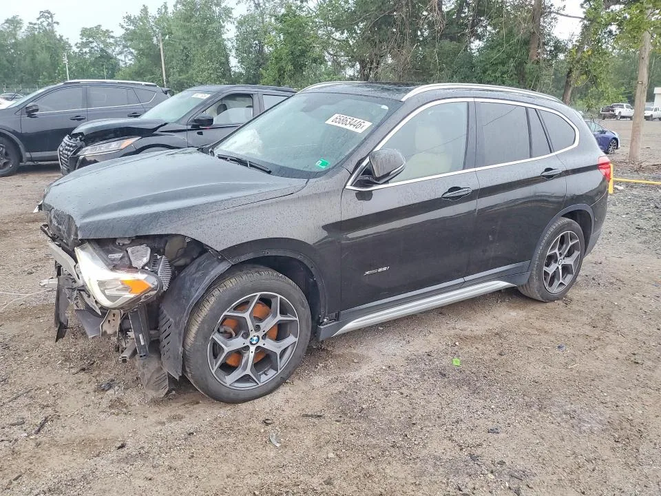 WBXHT3C38H5F78465 — 2017 BMW X1 photo 1