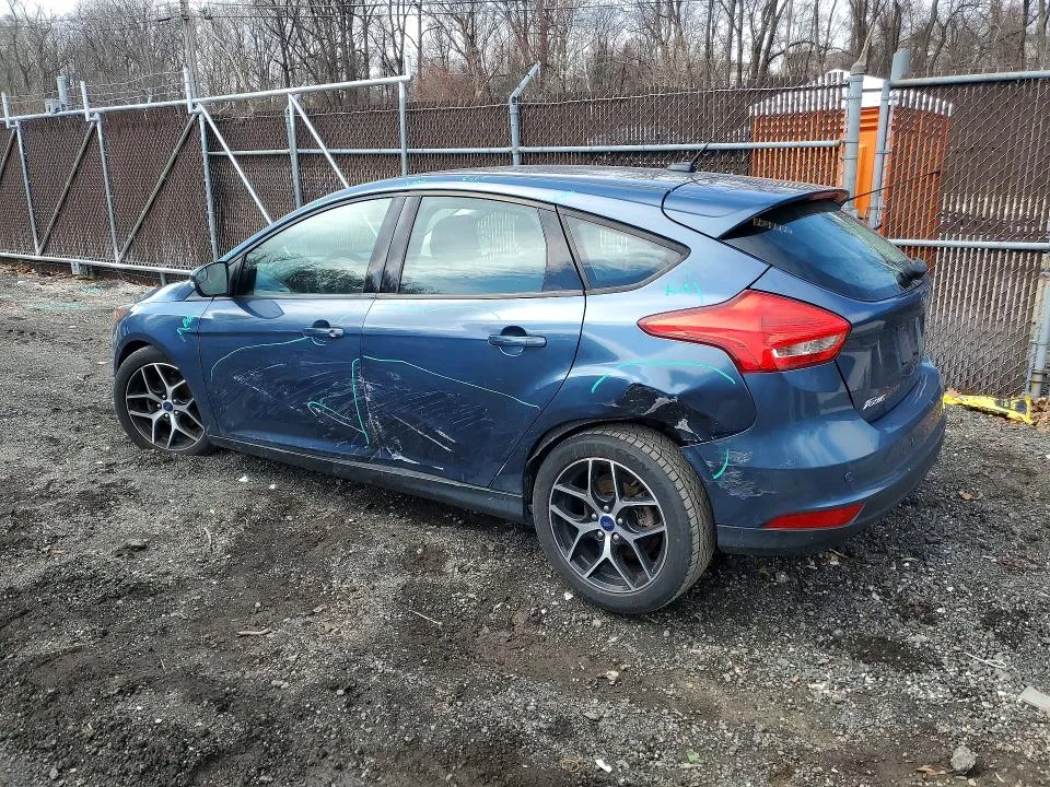 1FADP3M25JL214126 — 2018 FORD FOCUS photo 2