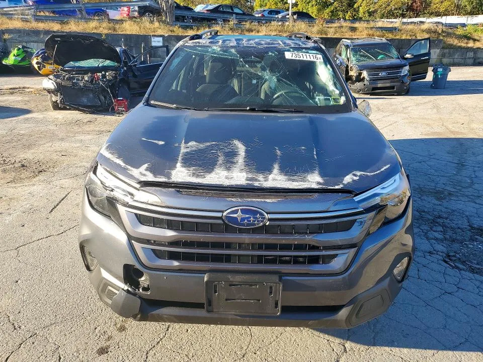 JF2SLDDC6SH549302 — 2025 SUBARU FORESTER photo 5