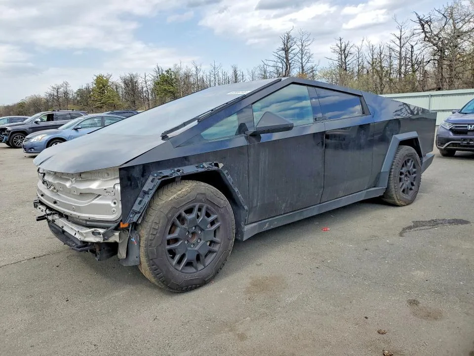 7G2CEHED0RA024235 — 2024 TESLA CYBERTRUCK