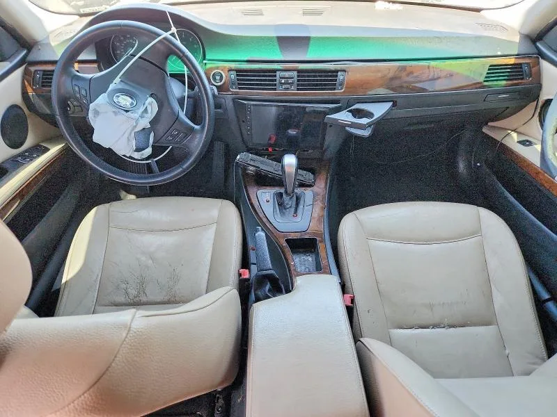 WBAPH7C5XBA800743 — 2011 BMW 328 photo 8