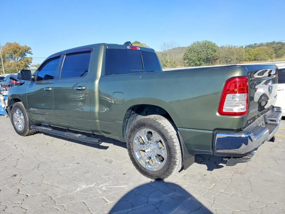 1C6SRFMT9LN402149 — 2020 RAM 1500 photo 2