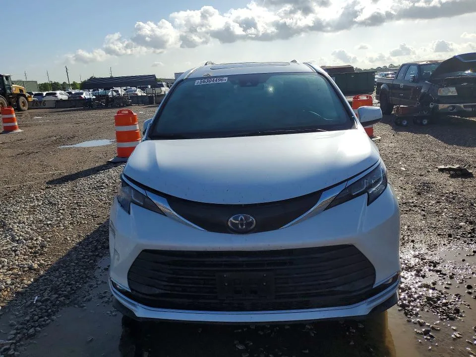 5TDYRKEC0NS082288 — 2022 TOYOTA SIENNA photo 5