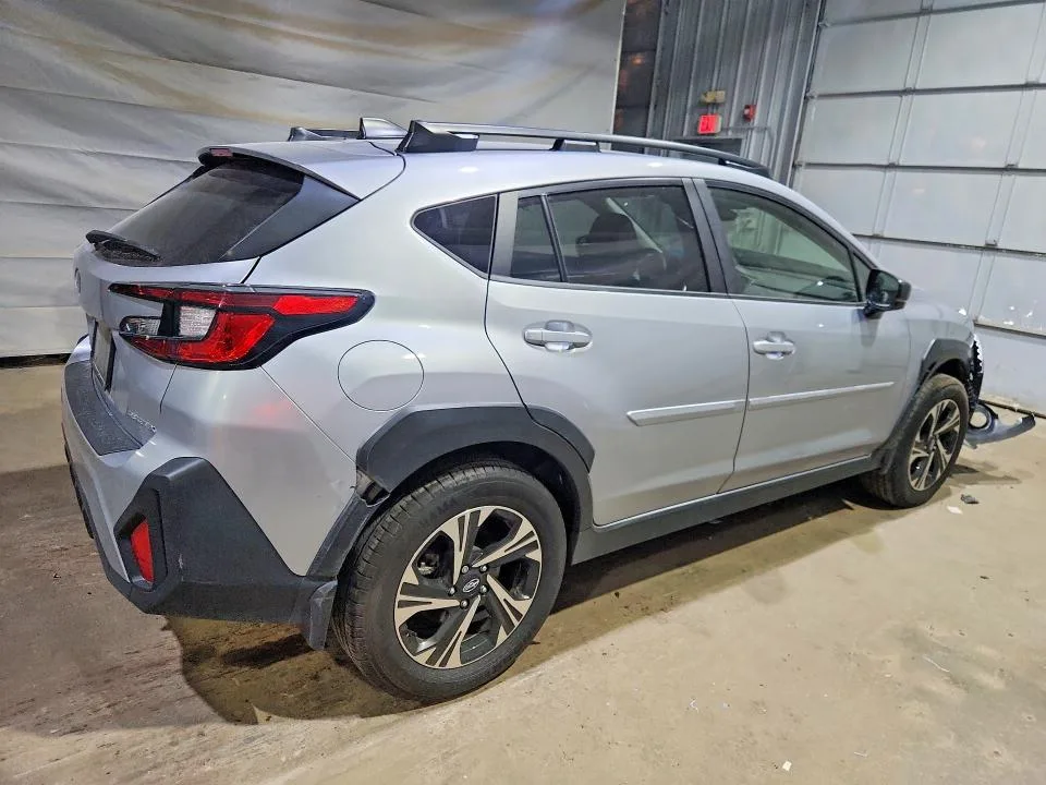JF2GUHDC4SH294904 — 2025 SUBARU CROSSTREK photo 3
