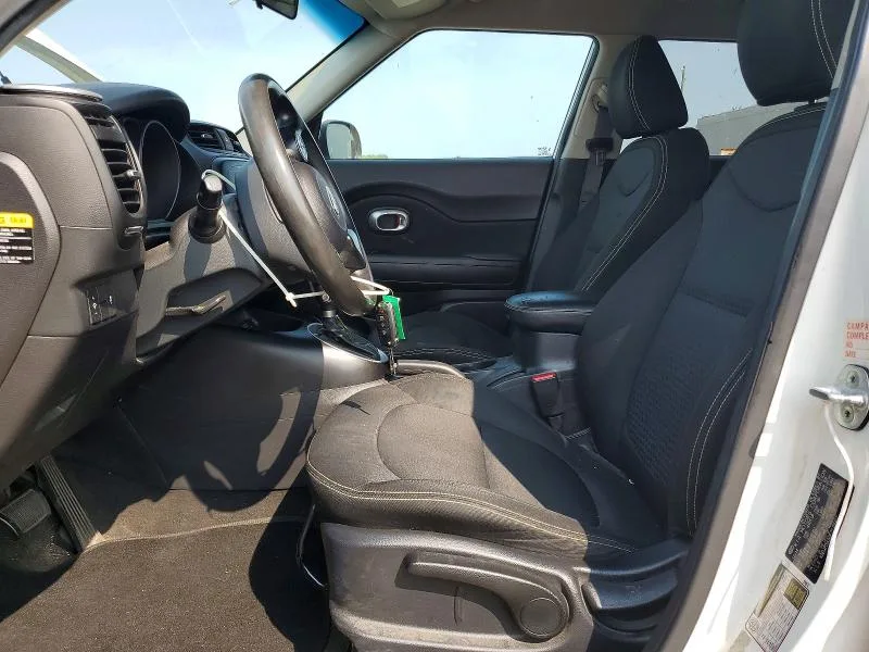 KNDJP3A50F7178907 — 2015 KIA SOUL photo 7