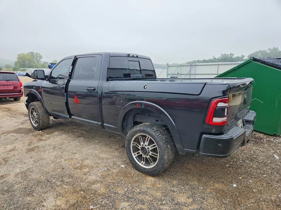 3C6UR5FL8KG545195 — 2019 RAM 2500 photo 2
