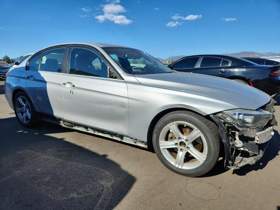 WBA3C1C52EK115693 — 2014 BMW 328 photo 4