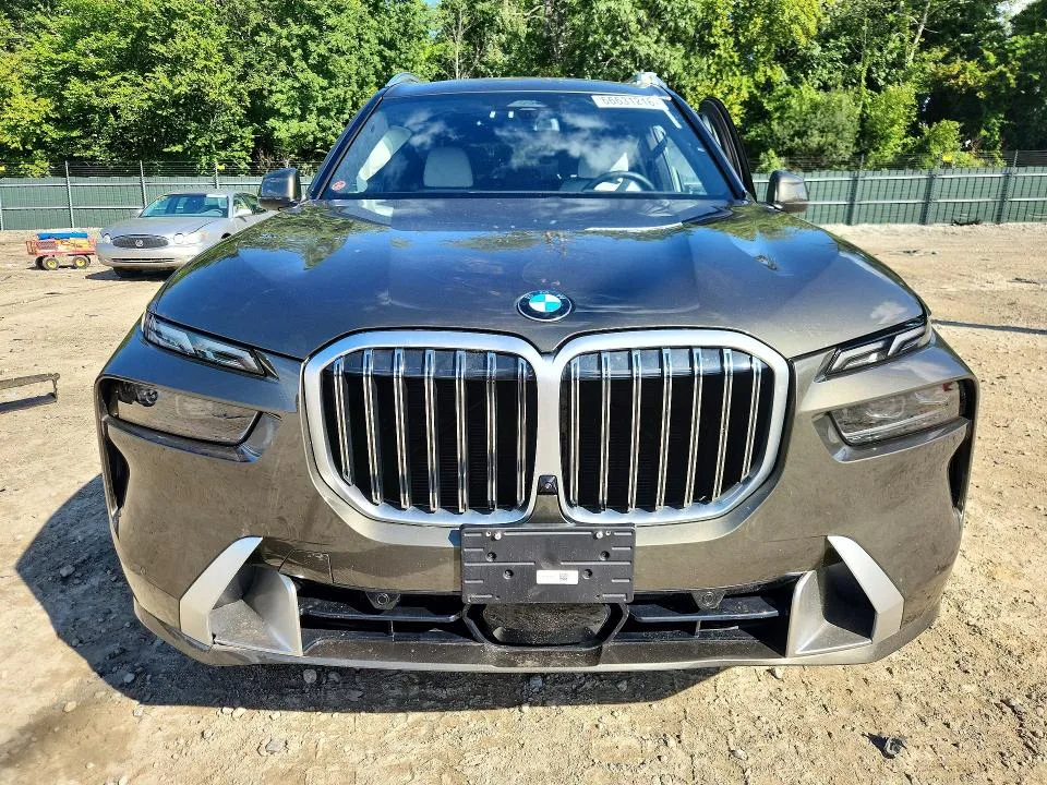 5UX23EM01S9X61527 — 2025 BMW X7 photo 5