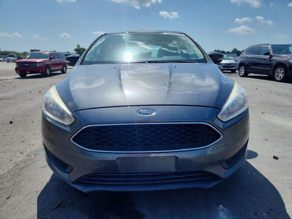 1FADP3K21HL346555 — 2017 FORD FOCUS photo 5