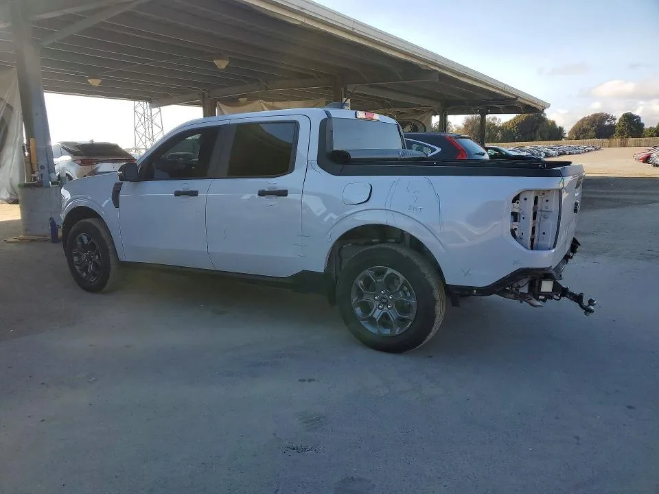 3FTTW8H31SRA41569 — 2025 FORD MAVERICK photo 2