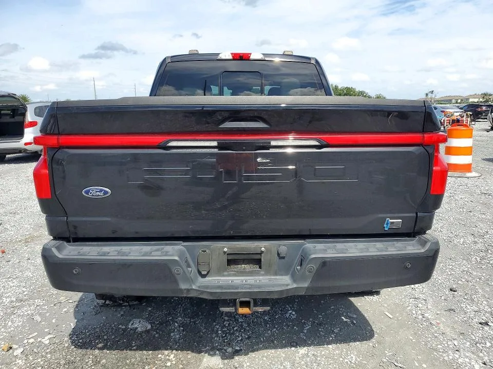 1FT6W1EV2NWG03300 — 2022 FORD F150 photo 6