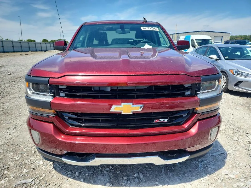 1GCVKREC5HZ147963 — 2017 CHEVROLET SILVERADO photo 5