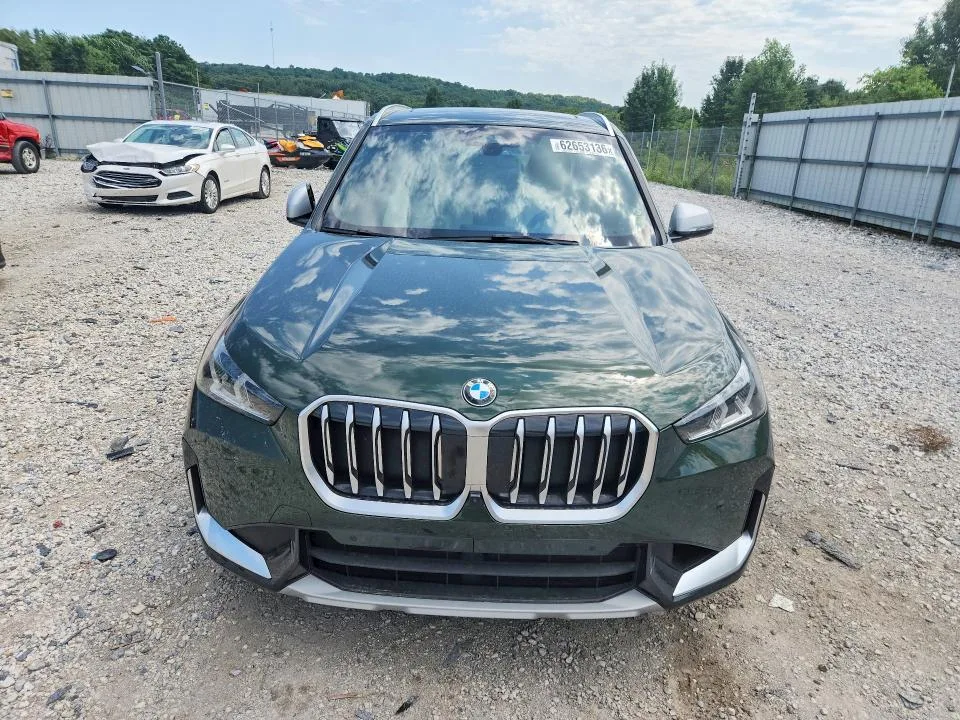 WBX73EF04P5V96014 — 2023 BMW X1 photo 5