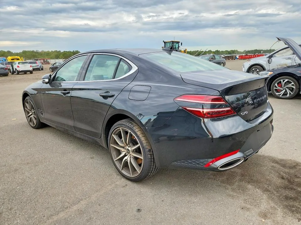KMTG34SC3TU160795 — 2026 GENESIS G70 photo 2