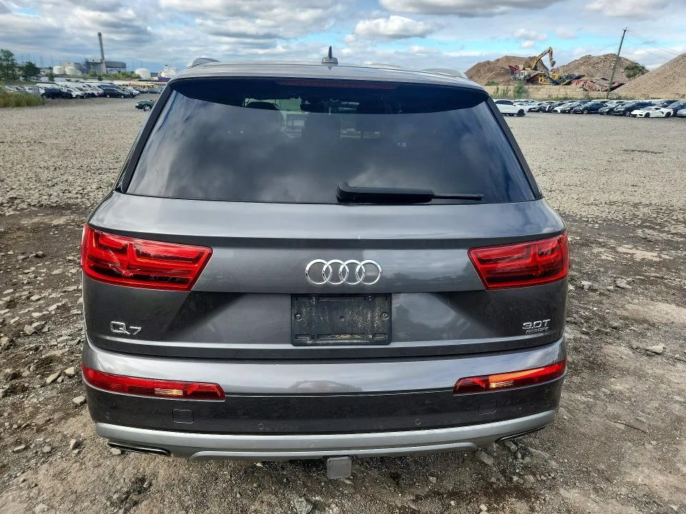 WA1LAAF73JD039397 — 2018 AUDI Q7 photo 6