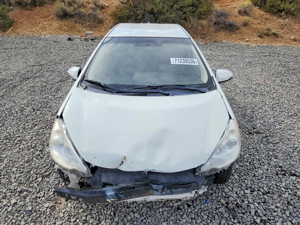 JTDKDTB36E1563688 — 2014 TOYOTA PRIUS C photo 5