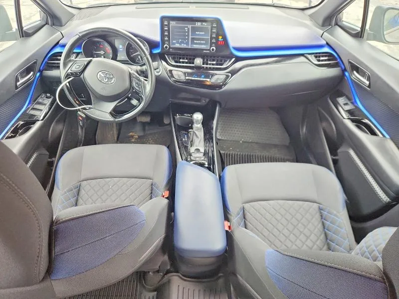NMTKHMBX0LR109383 — 2020 TOYOTA C-HR photo 8
