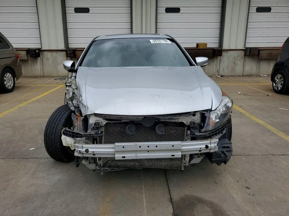 1HGCP2F88AA103102 — 2010 HONDA ACCORD photo 5