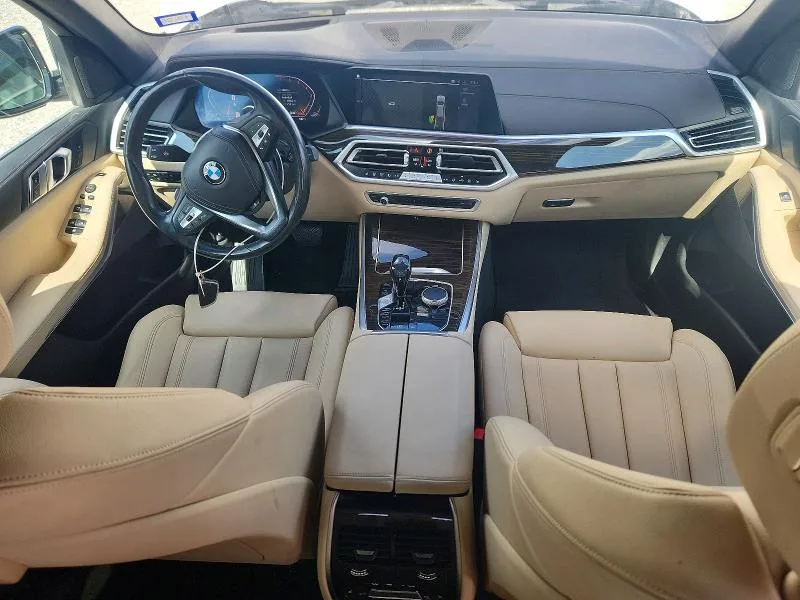 5UXCR6C53KLL53569 — 2019 BMW X5 photo 8