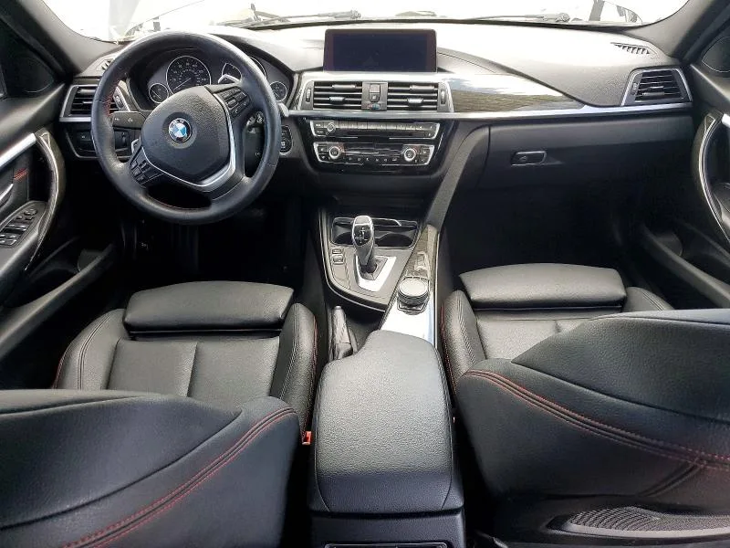 WBA8D9C54JA615615 — 2018 BMW 330 photo 8